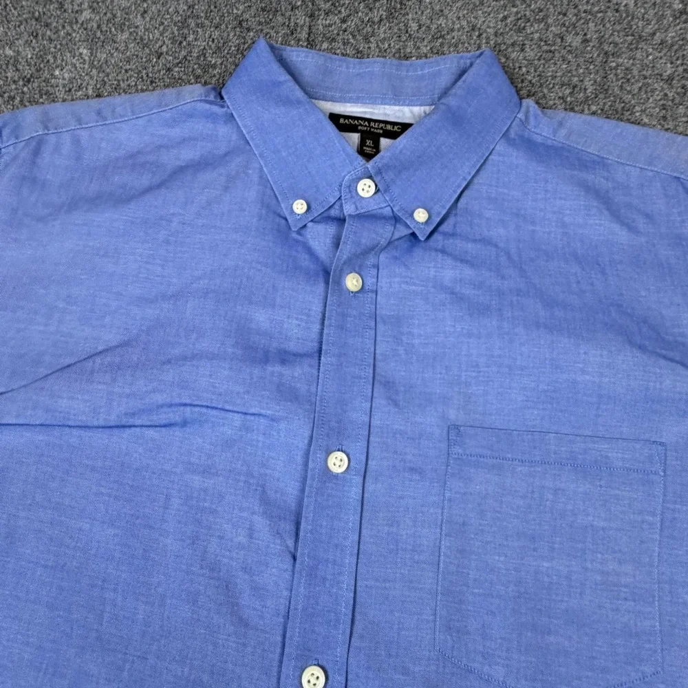 Banana Republic Soft Wash Mens Size XL Blue Button Down Long Sleeve Shirt Pocket